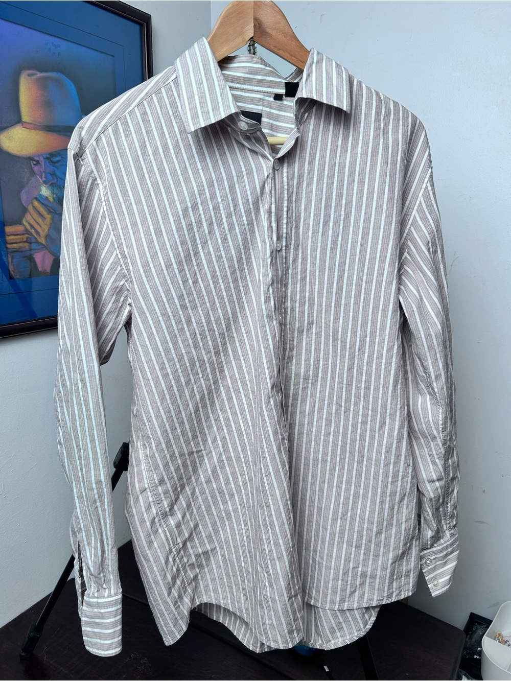 Men’s Hugo Boss pinstripe light brown large button down shirt designer